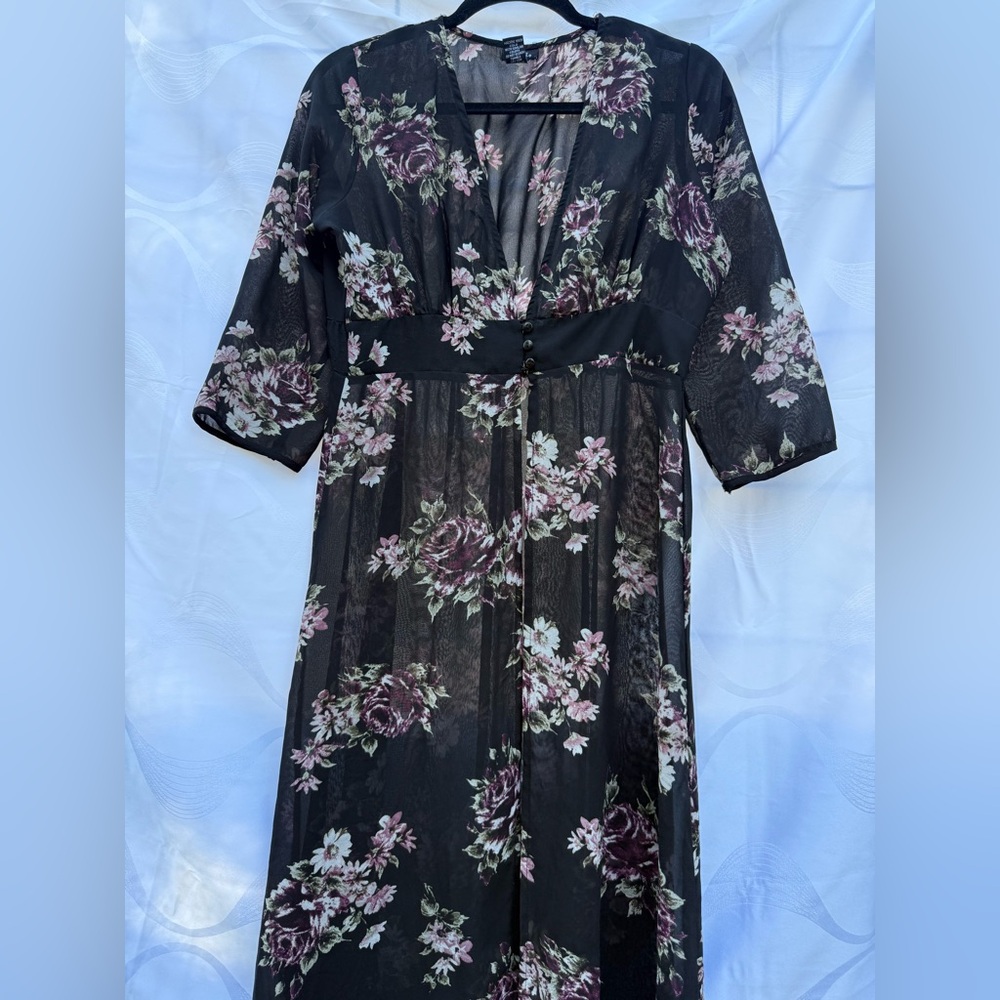 Rue 21 Kimono/Duster Women’s Small Black Floral Button Front